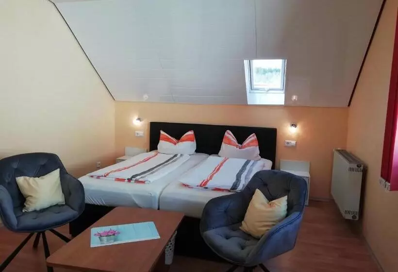 Pension Schmitt