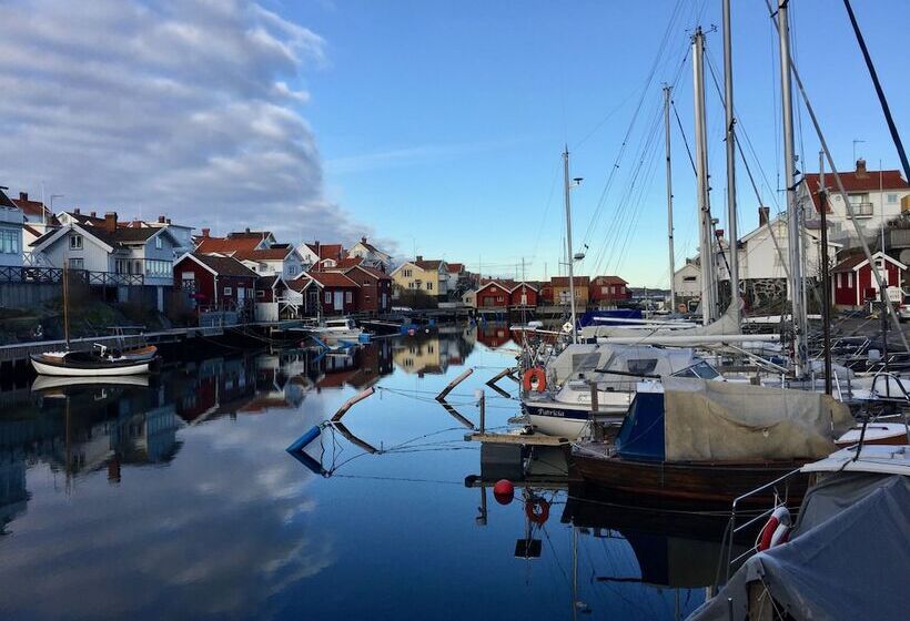 Skaftö Hotell Villa Lönndal, Grundsund