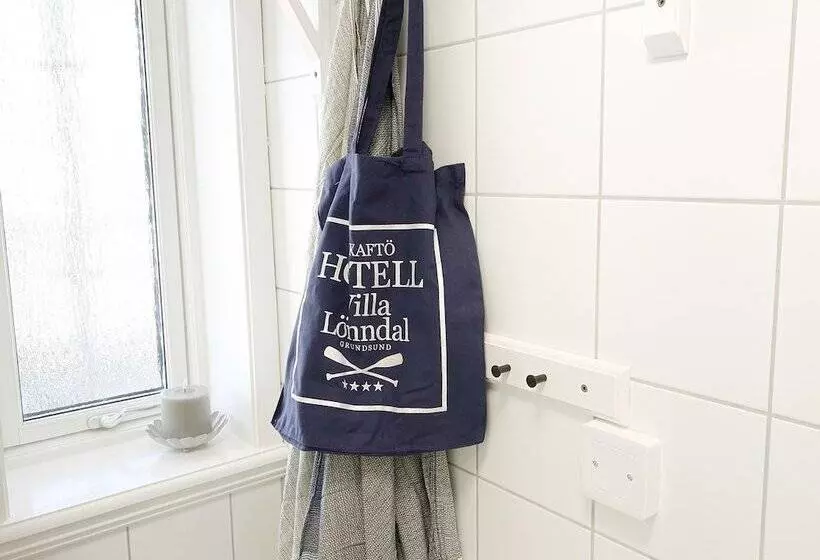 Skaftö Hotell Villa Lönndal, Grundsund