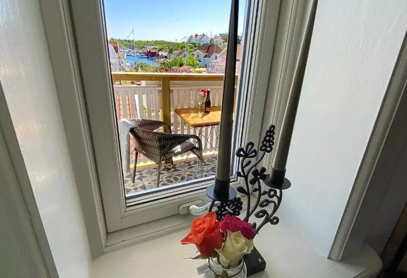 Skaftö Hotell Villa Lönndal, Grundsund