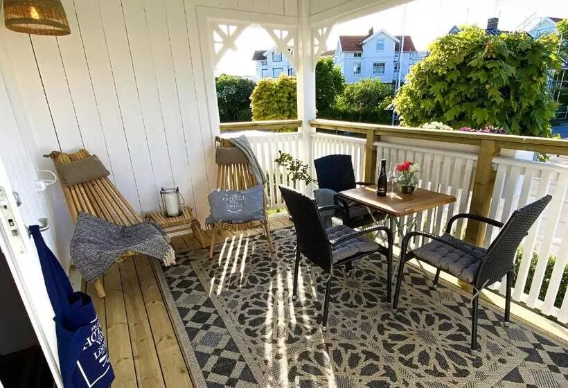 Skaftö Hotell Villa Lönndal, Grundsund