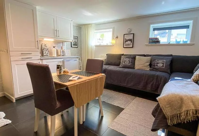 Skaftö Hotell Villa Lönndal, Grundsund