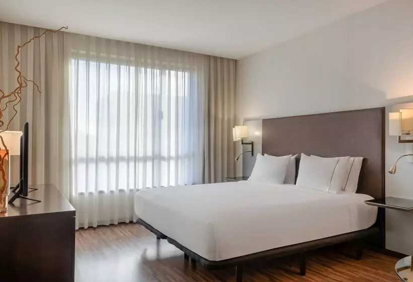 Ac Hotel Coslada Aeropuerto By Marriott