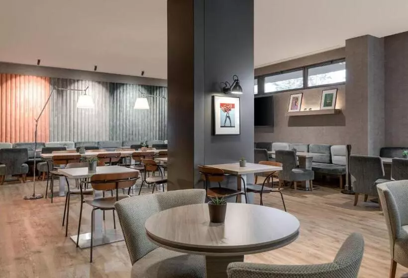 Ac Hotel Coslada Aeropuerto By Marriott