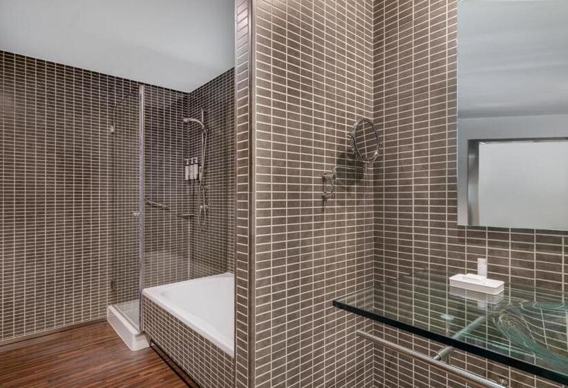 Ac Hotel Coslada Aeropuerto By Marriott