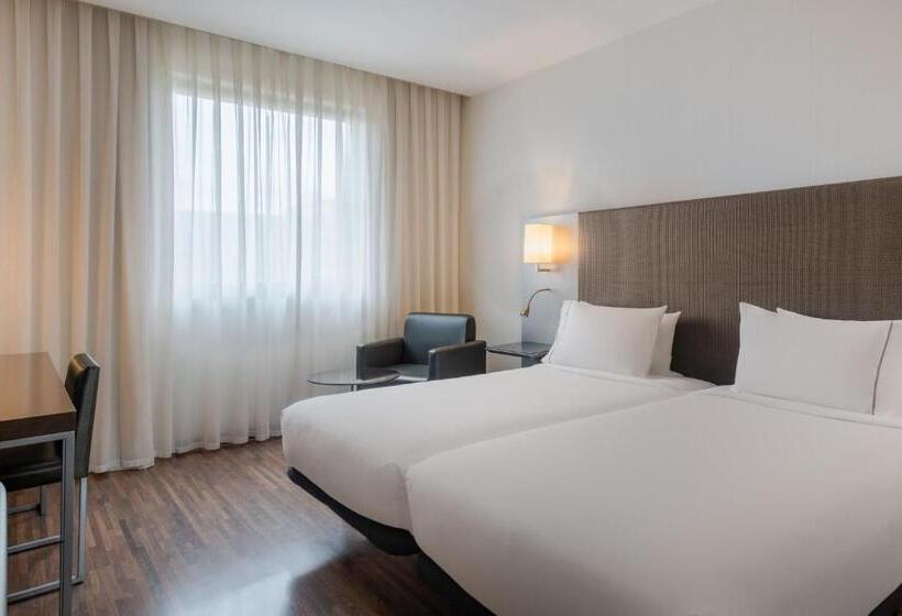 Ac Hotel Coslada Aeropuerto By Marriott