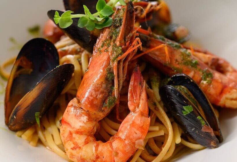 فندق Afroditi Venus Beach Resort