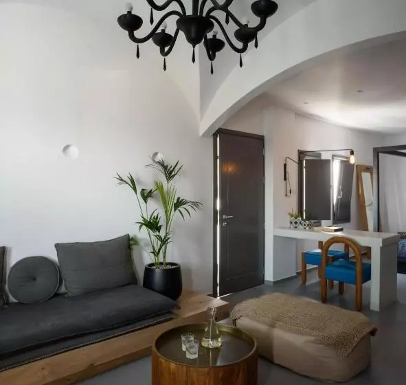 هتل Afroditi Venus Beach Resort