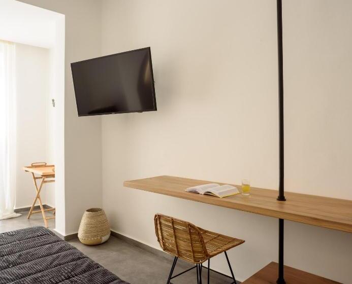 فندق Afroditi Venus Beach Resort