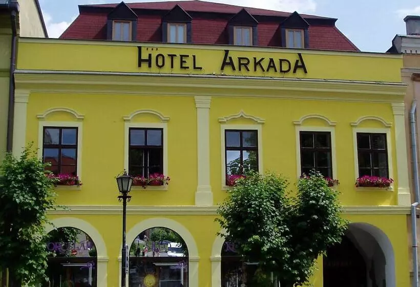 Отель Arkada