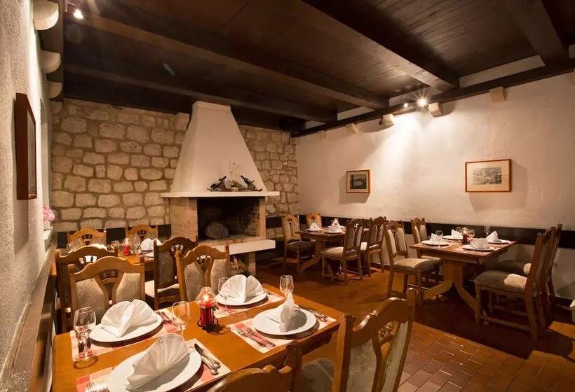 호텔 Maistra Select Astarea