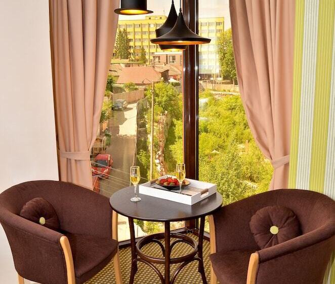 Hotel Capitolina City Chic