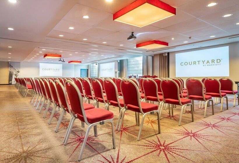 هتل Courtyard By Marriott Brussels