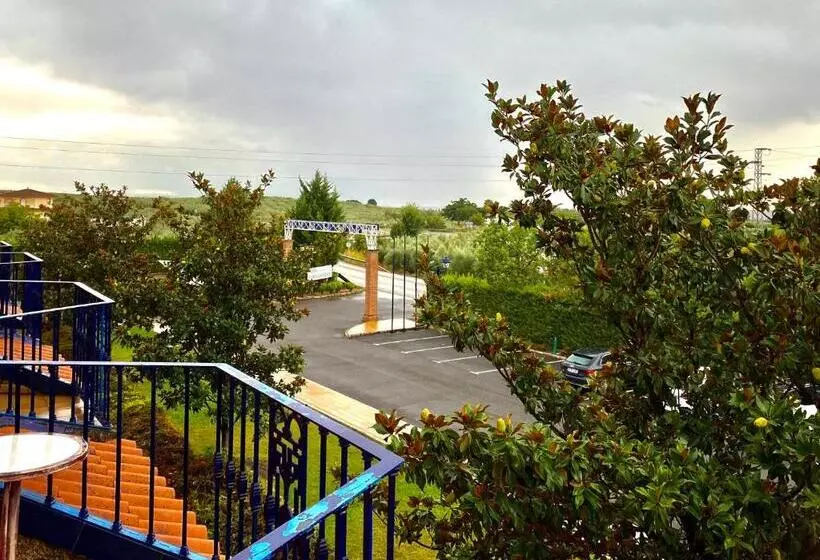 ホテル Fuente Las Piedras