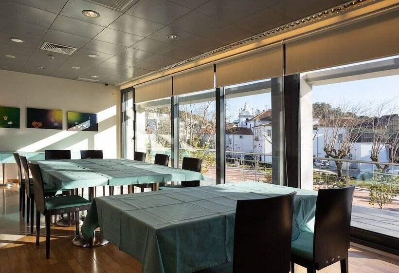 בית מלון כפרי Pombalense