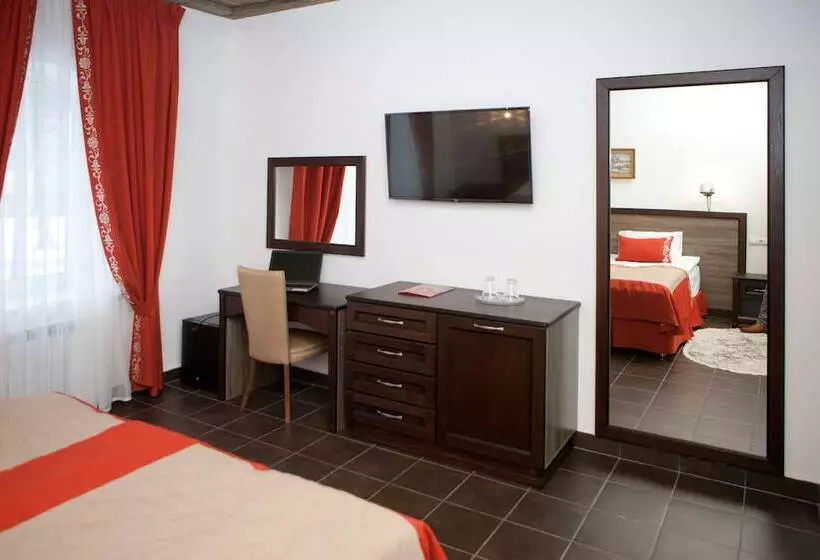 هتل Russkaya Derevnya