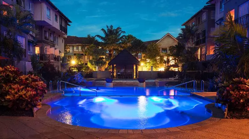 호텔 The Lakes Resort Cairns