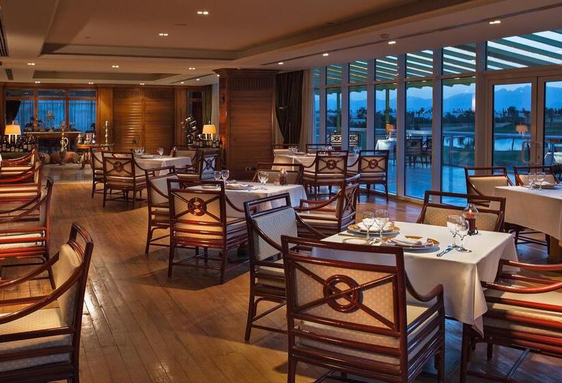 Pickalbatros Golf Beach Resort