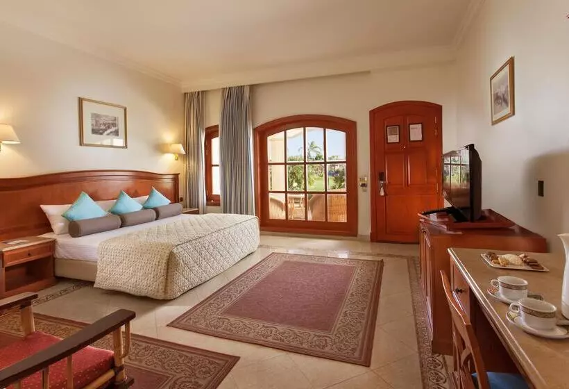 Pickalbatros Golf Beach Resort