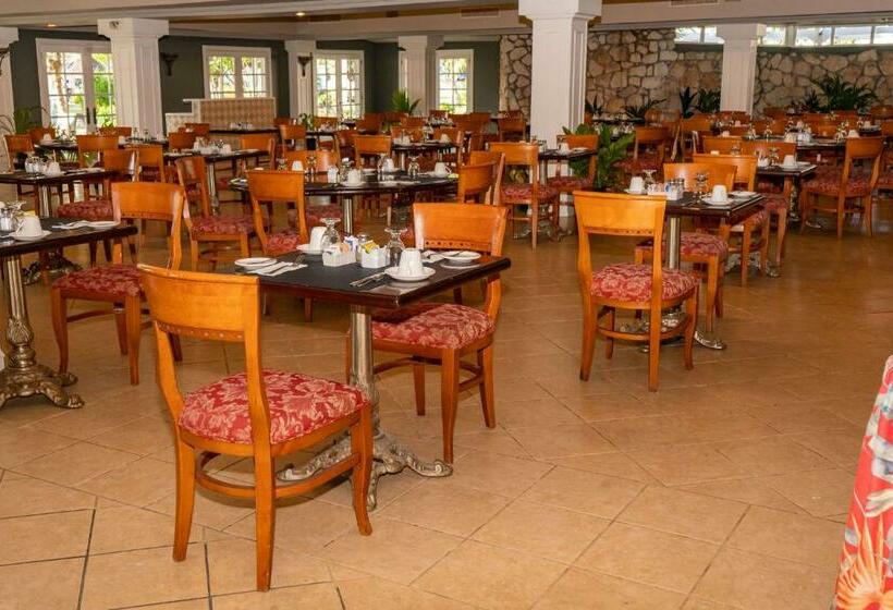 استراحتگاه Jolly Beach Antigua All Inclusive