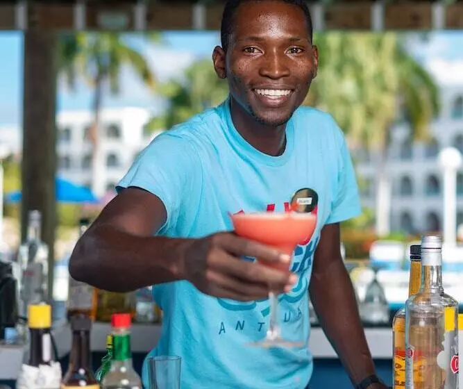 استراحتگاه Jolly Beach Antigua All Inclusive