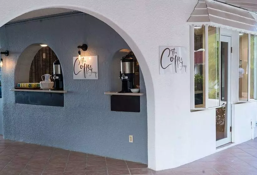 استراحتگاه Jolly Beach Antigua All Inclusive