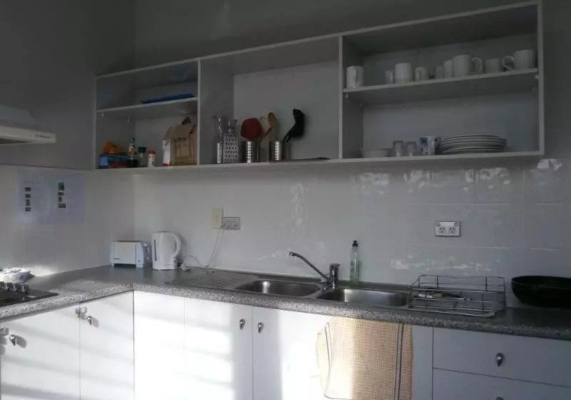 Waterfront Lodge Motel