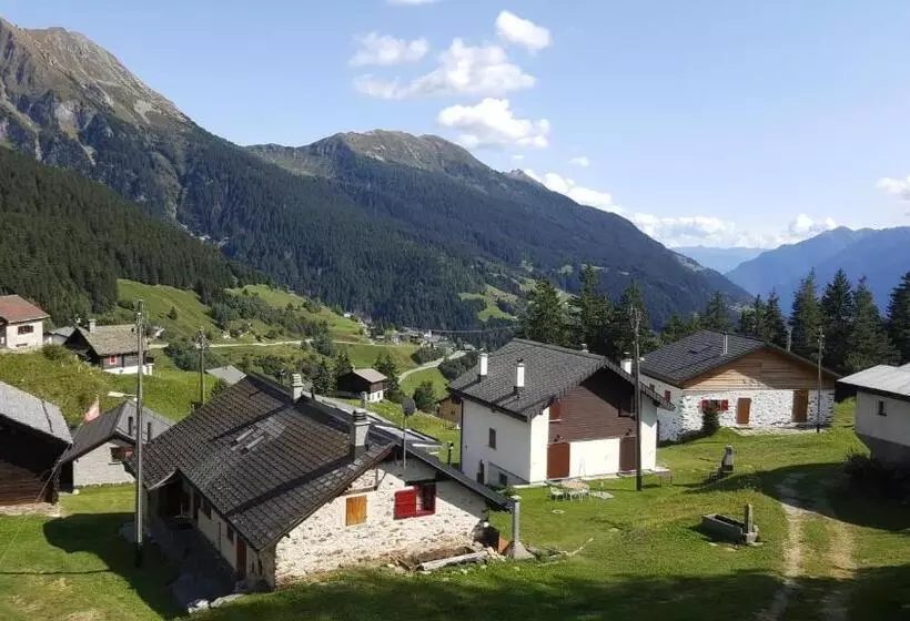 ユースホステル Pensione Cari