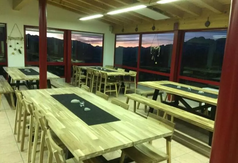 Retkeilymaja Restaurant Fleschboden