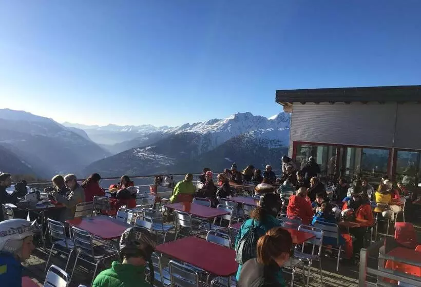 Retkeilymaja Restaurant Fleschboden