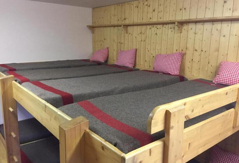 Общежитие Restaurant Fleschboden