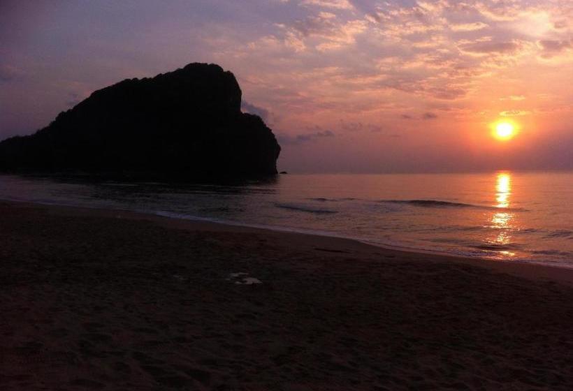 Bang Boet Bay Beach Resort