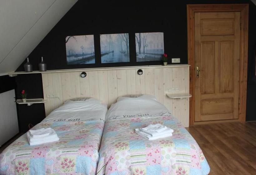 مبيت وإفطار Hof Van Lutten