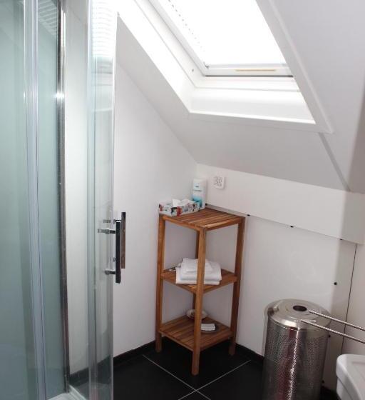 مبيت وإفطار Hof Van Lutten