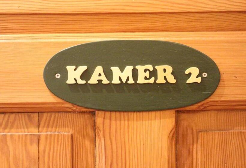 مبيت وإفطار Hof Van Lutten