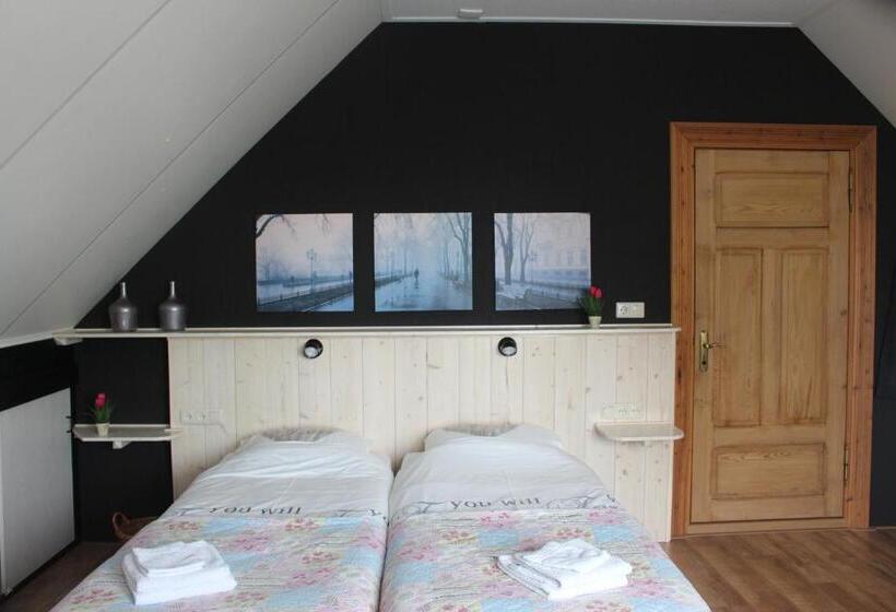 مبيت وإفطار Hof Van Lutten