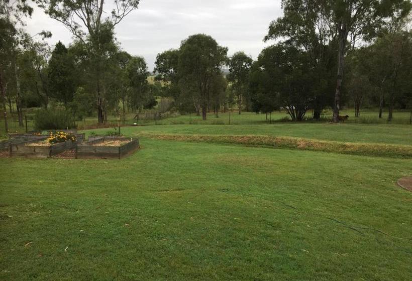 Cedars Rest Bed & Breakfast