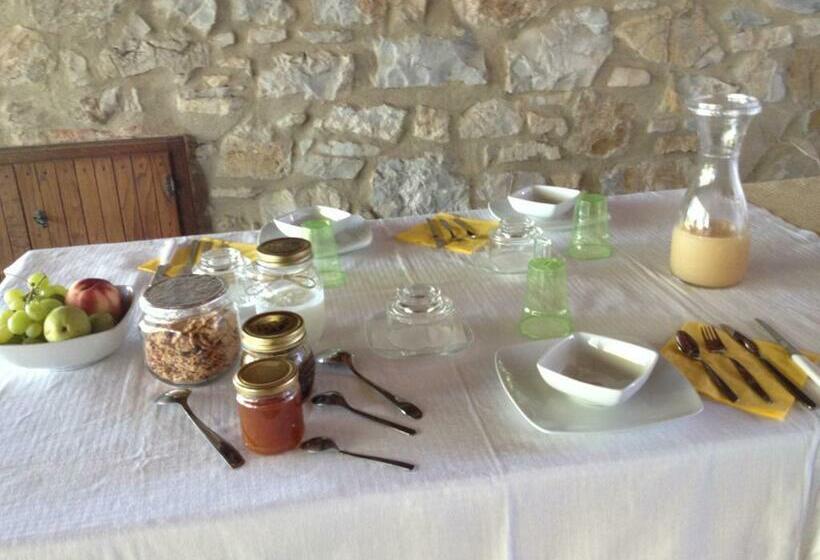 ホテル Agriturismo La Carletta