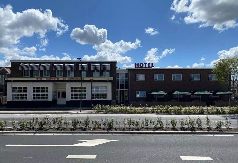 Hotelli De Keizerskroon Amsterdam Schiphol Halfweg