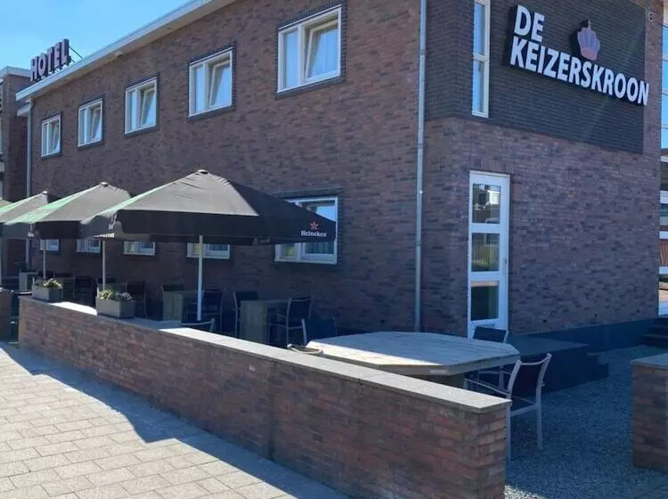 Hotelli De Keizerskroon Amsterdam Schiphol Halfweg