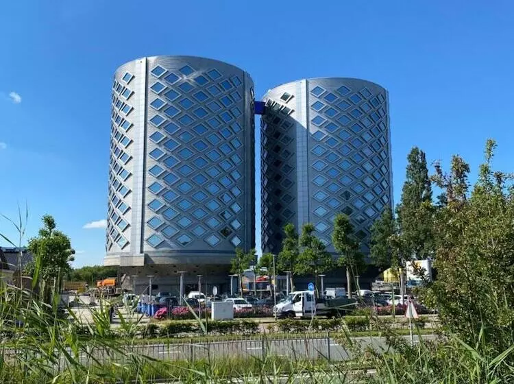 Hotelli De Keizerskroon Amsterdam Schiphol Halfweg