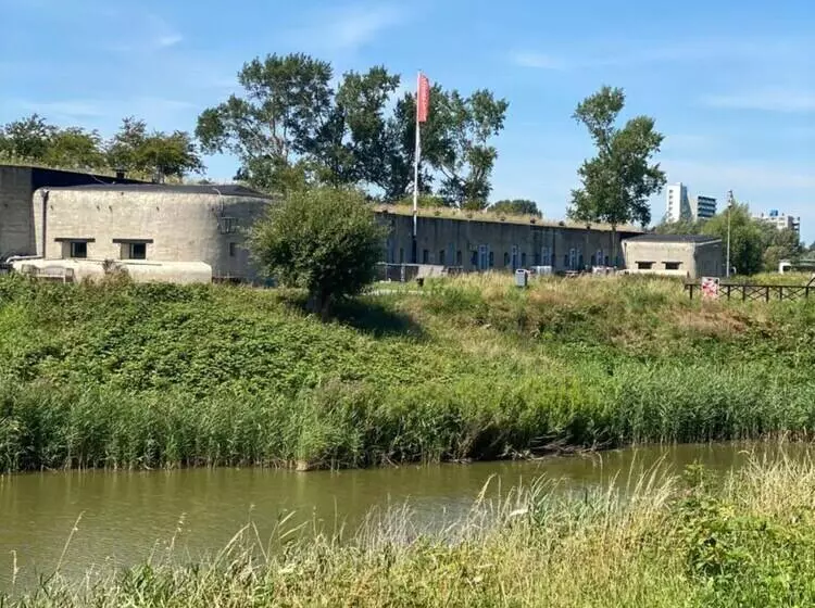 Hotelli De Keizerskroon Amsterdam Schiphol Halfweg