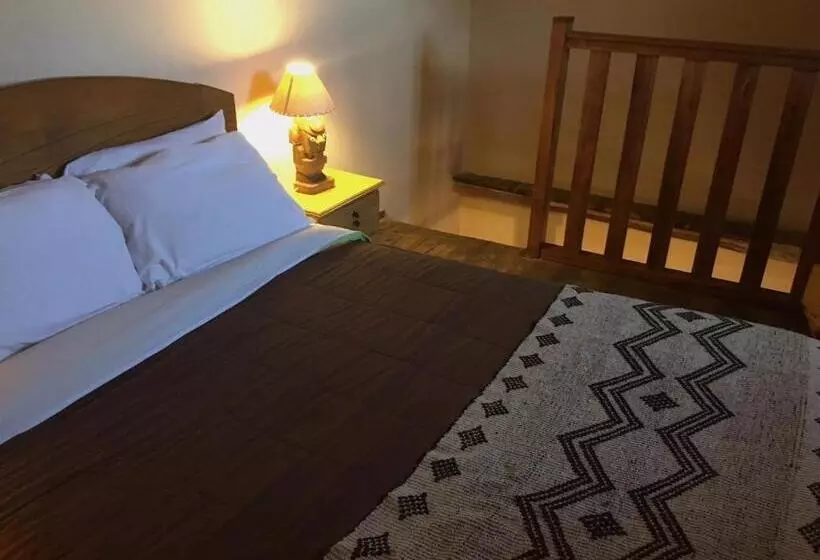 ホテル Ekokuelap Lodge Y Turismo Alternativo