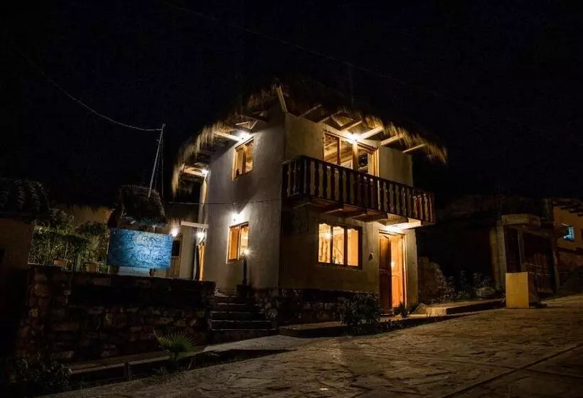 ホテル Ekokuelap Lodge Y Turismo Alternativo