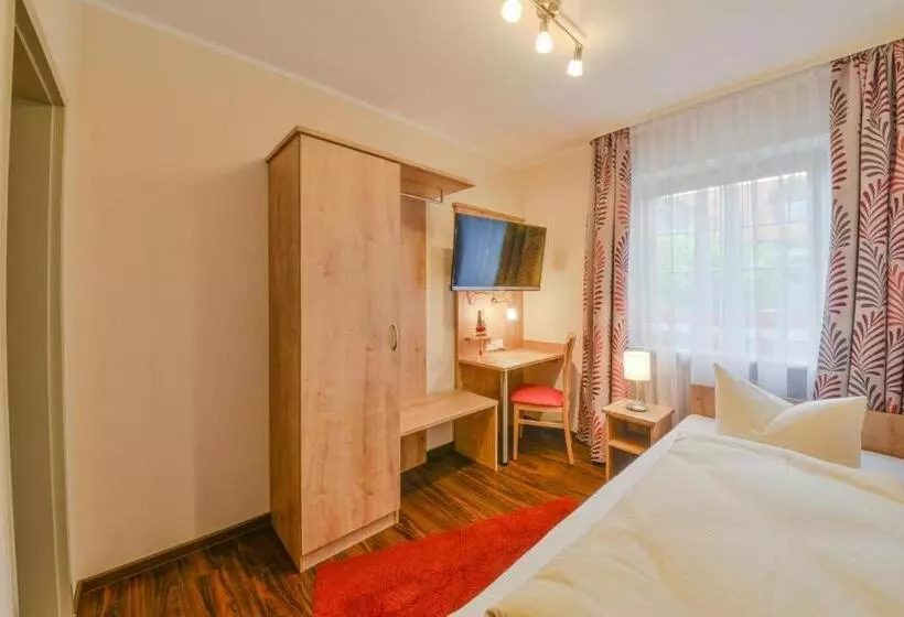 Hotelli Gasthof Hainzinger