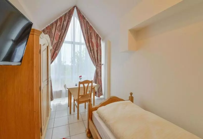 Hotelli Gasthof Hainzinger