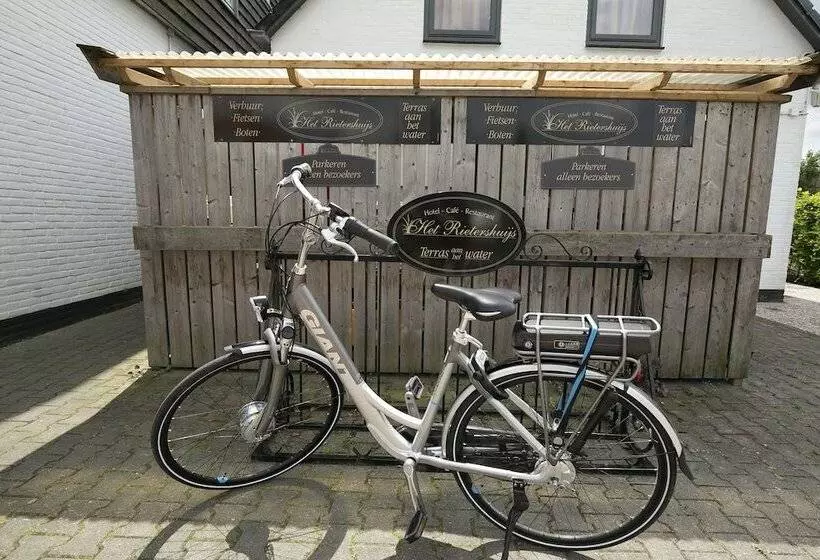 Hotelli Het Rietershuijs