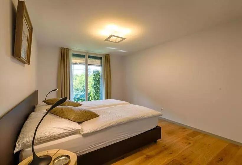 Hotel Hôtel La Croix Blanche