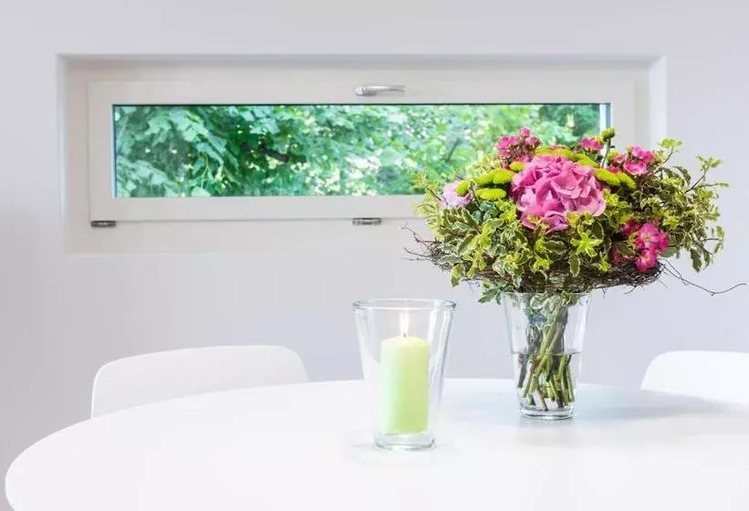 Hotel Hôtel La Croix Blanche