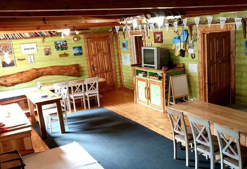 هتل Kostel House